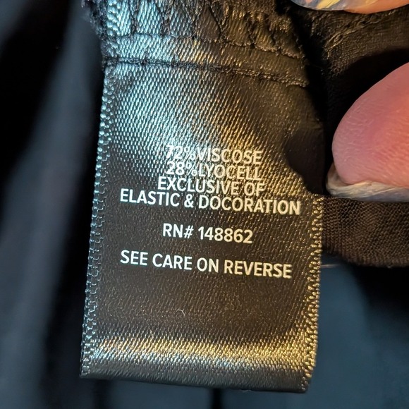 Whimsigoth Torrid Black Smocked Corset Tank Top Size 3X Ruffle Neck Tie Back - Picture 10 of 11